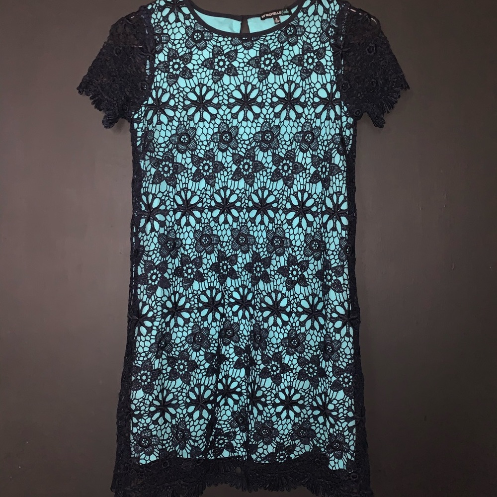 Girls dress size M(8-10)